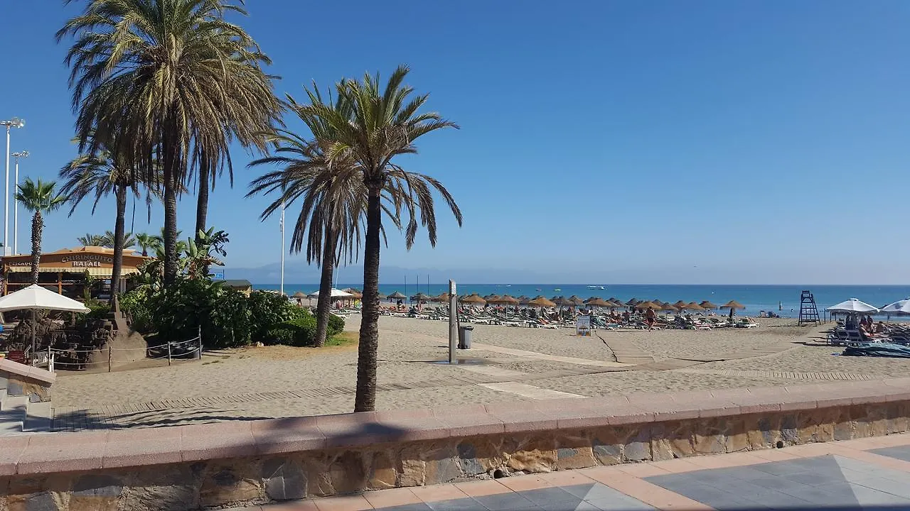 Апартаменты Espectacular Atico En Puerto Marina Бенальмадена